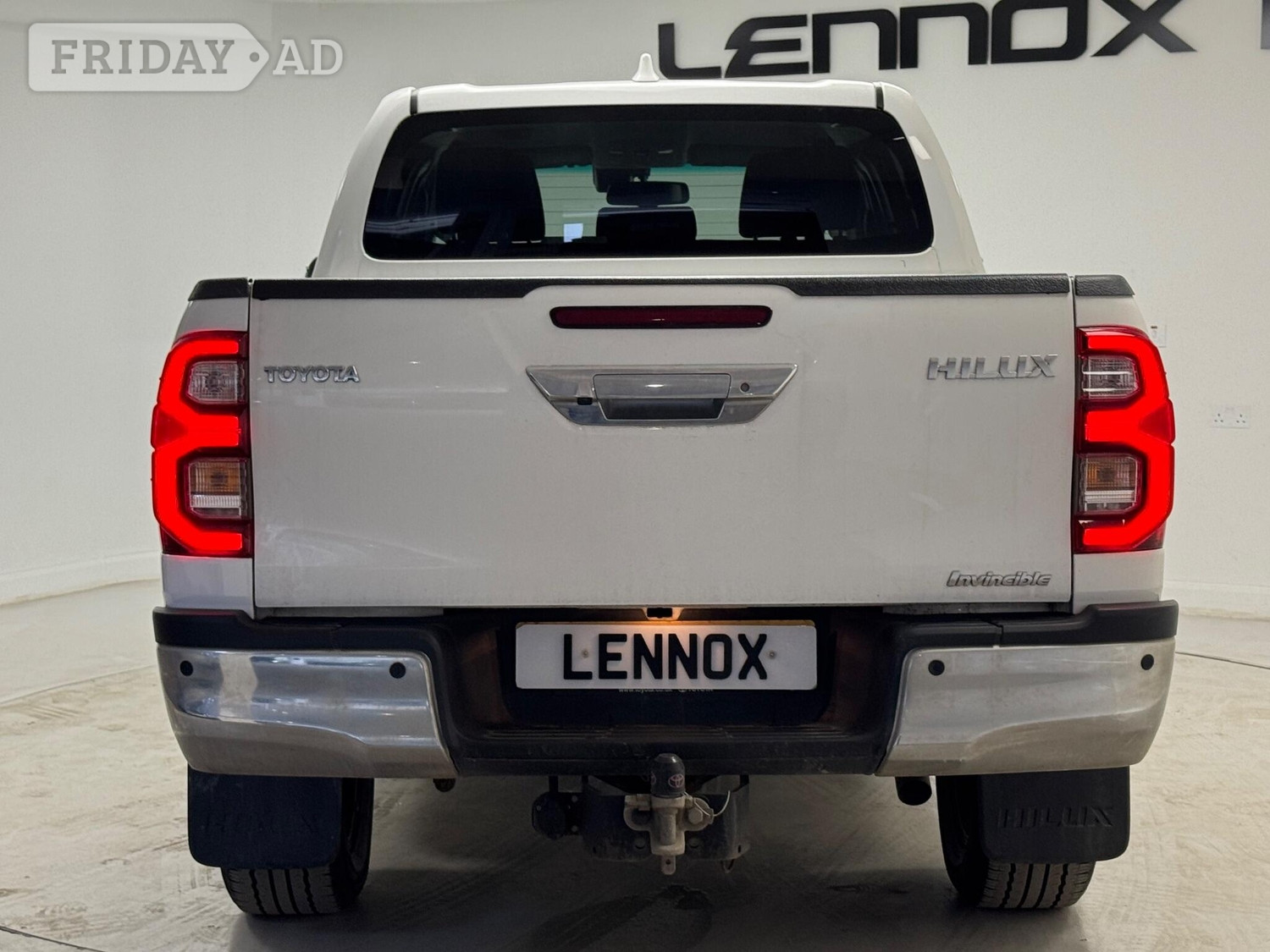 Toyota Hilux 2023 - Vans & Commercial Vehicles
