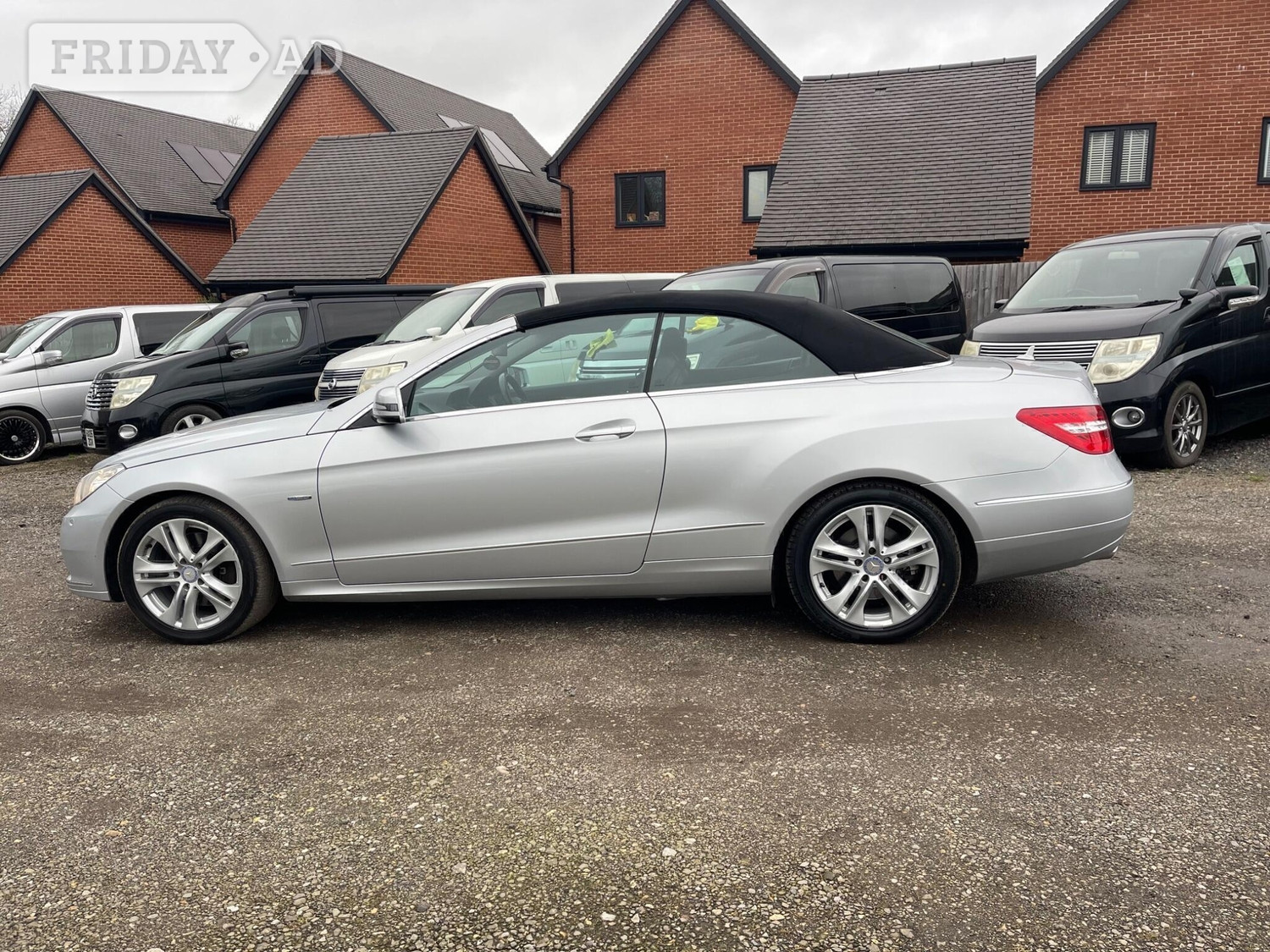 Mercedes-Benz E Class 2010 - Cars in Southampton