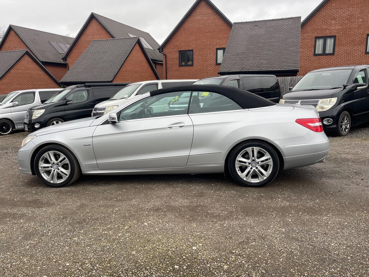 Mercedes-Benz E Class 2010 - Cars in Southampton
