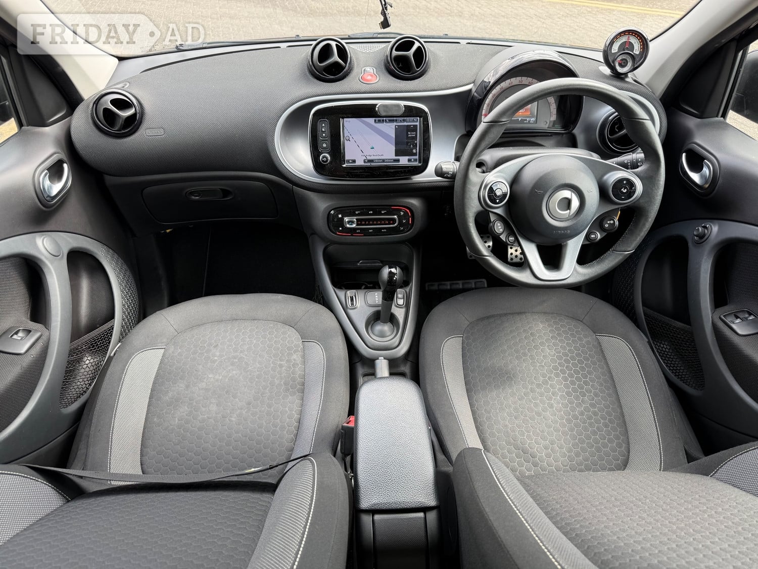 [ berth ]Smart ForFour