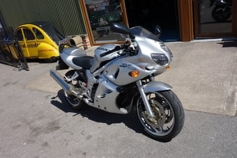 Suzuki SV 2002