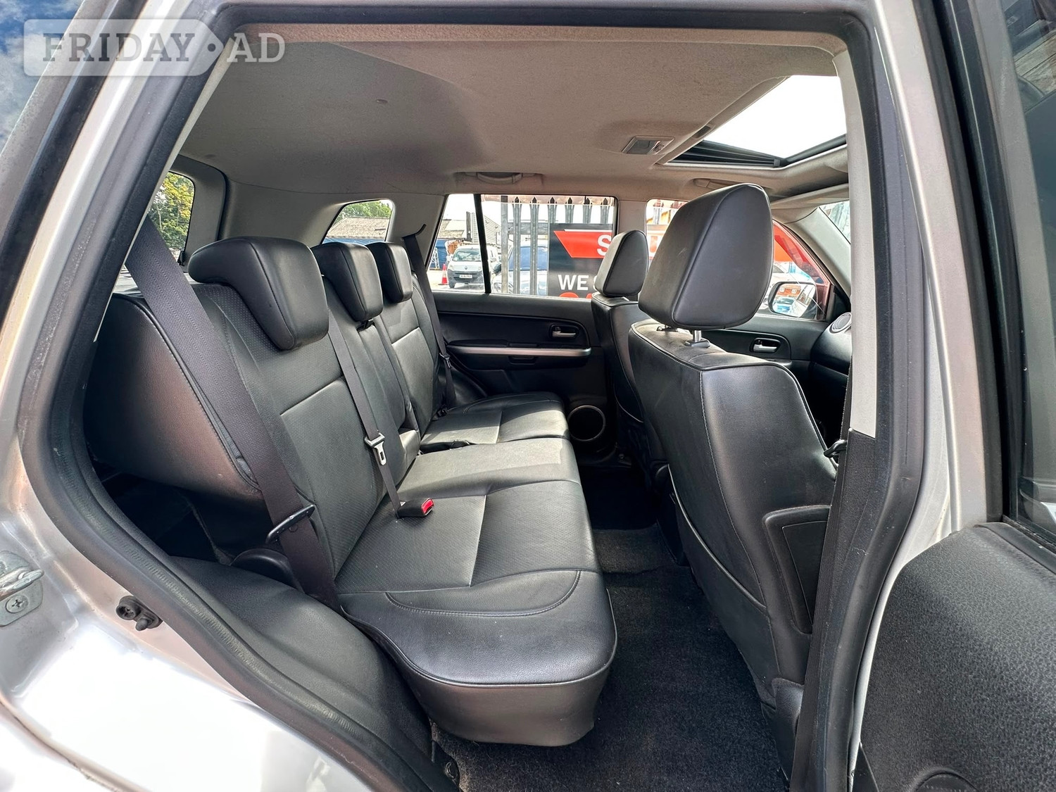 Suzuki Grand Vitara 2010 - Cars