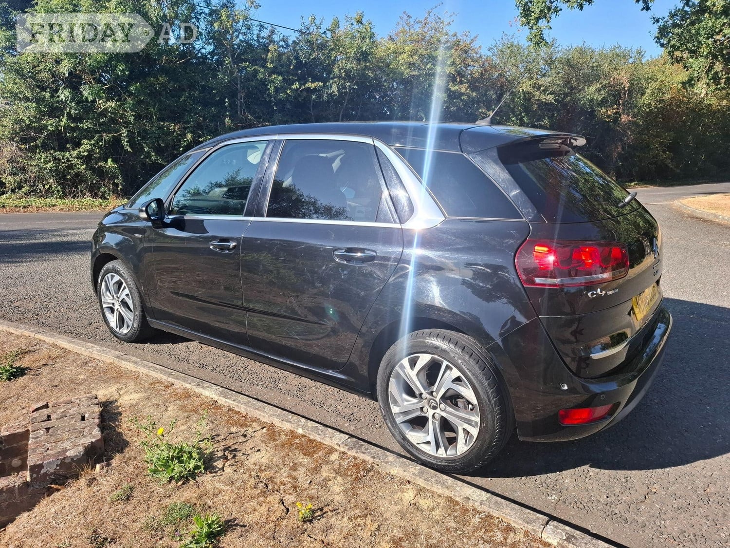 Citroen C4 Picasso 2016 - Cars in Ashford