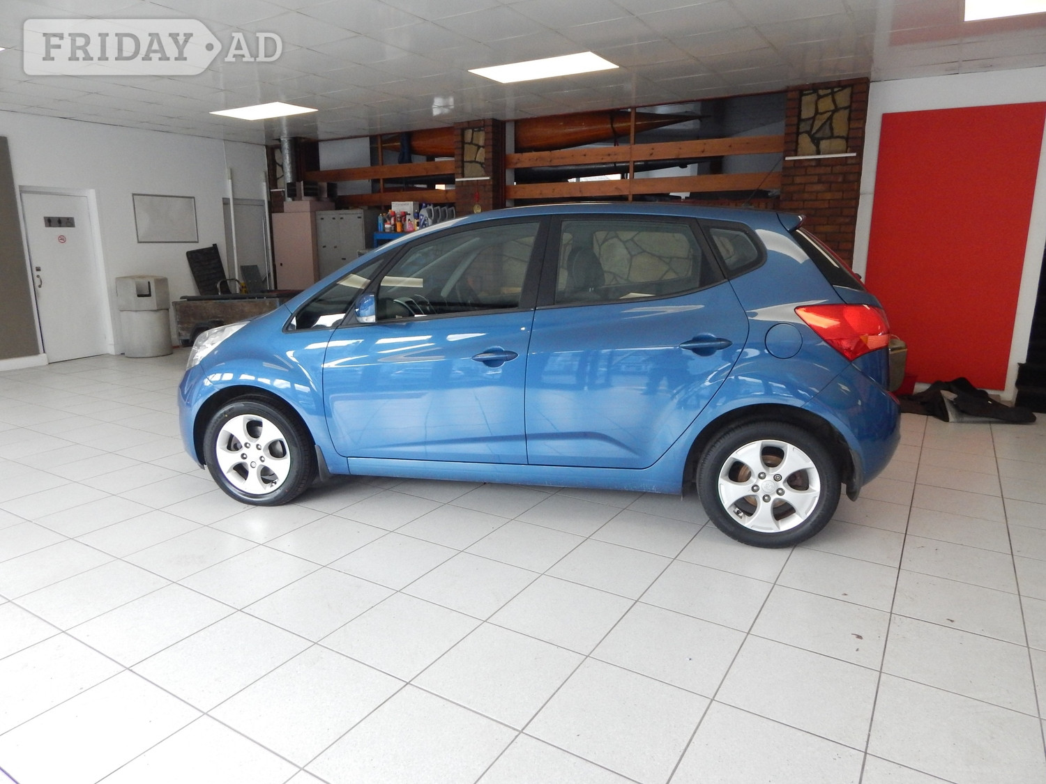 [ berth ]Kia Venga