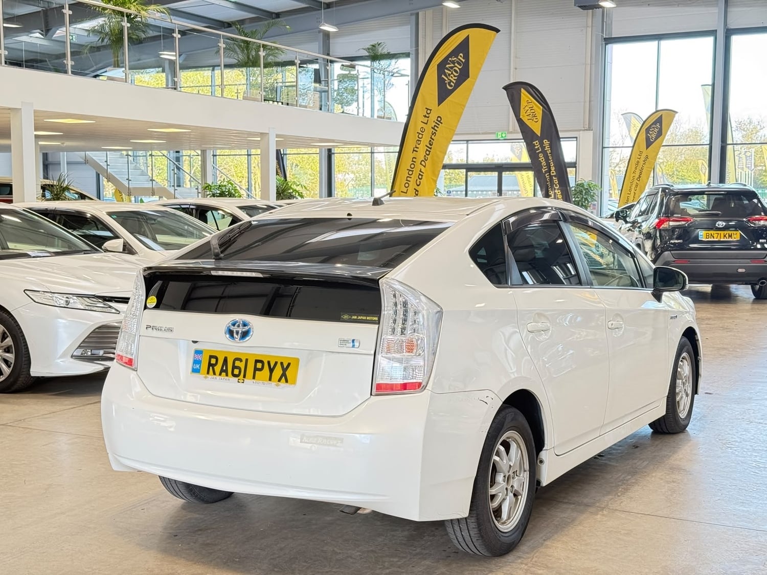 [ berth ]Toyota Prius