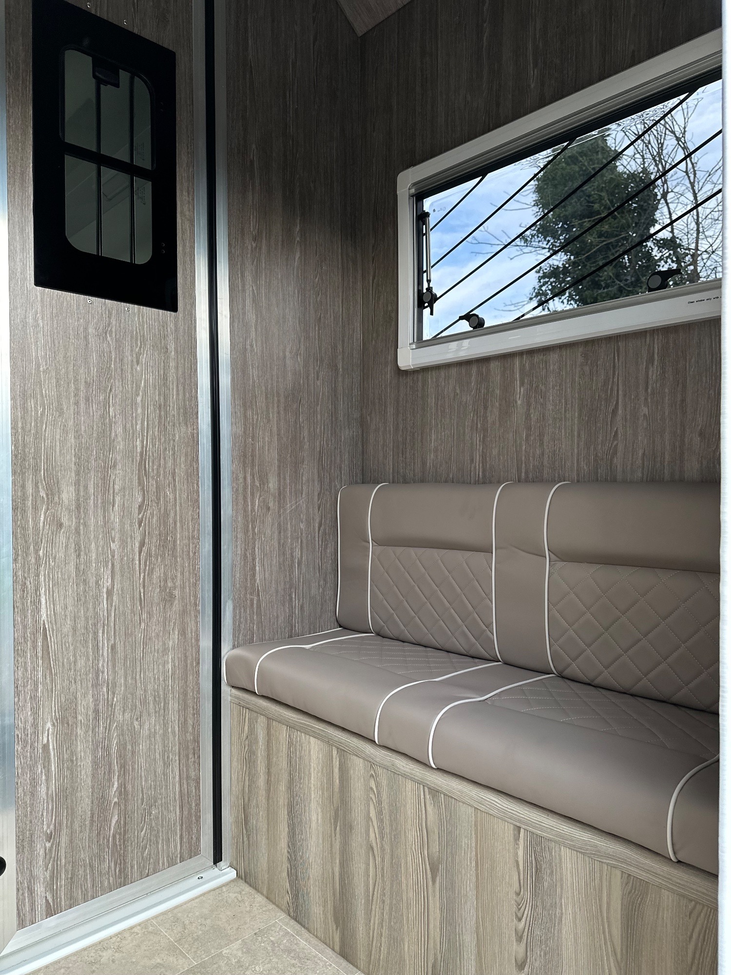I.C.E Stallion Lux Citroen Horsebox - Trailers & Horseboxes in Carshalton