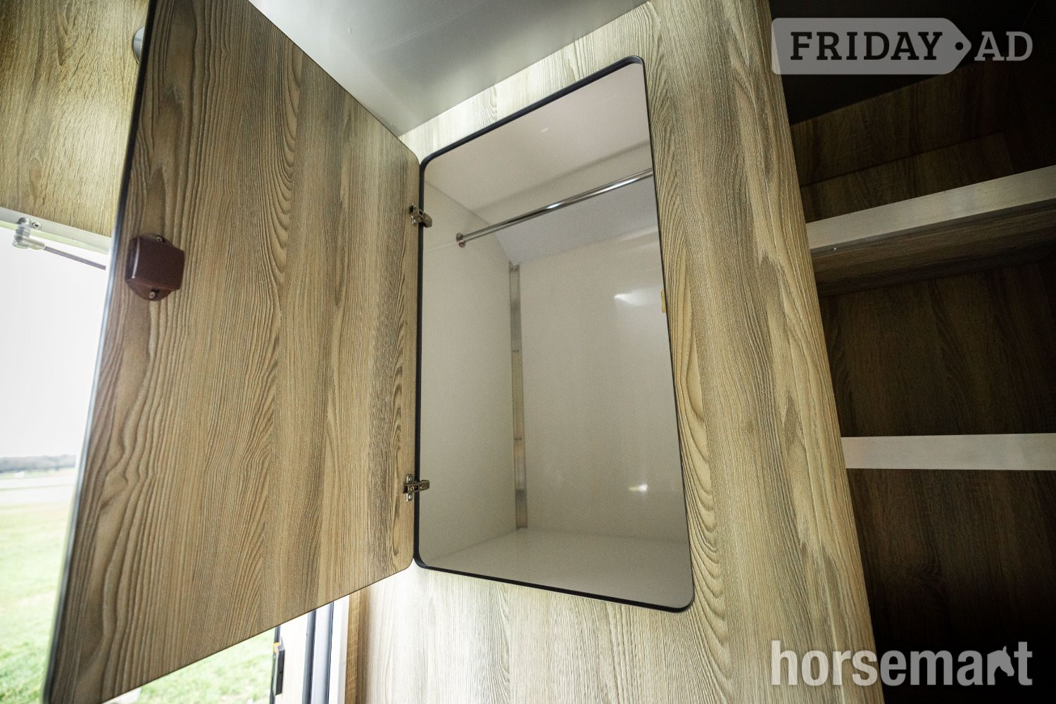 I.C.E Stallion Lux Citroen Horsebox - Trailers & Horseboxes