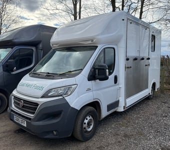 Select Pro Fiat Horsebox