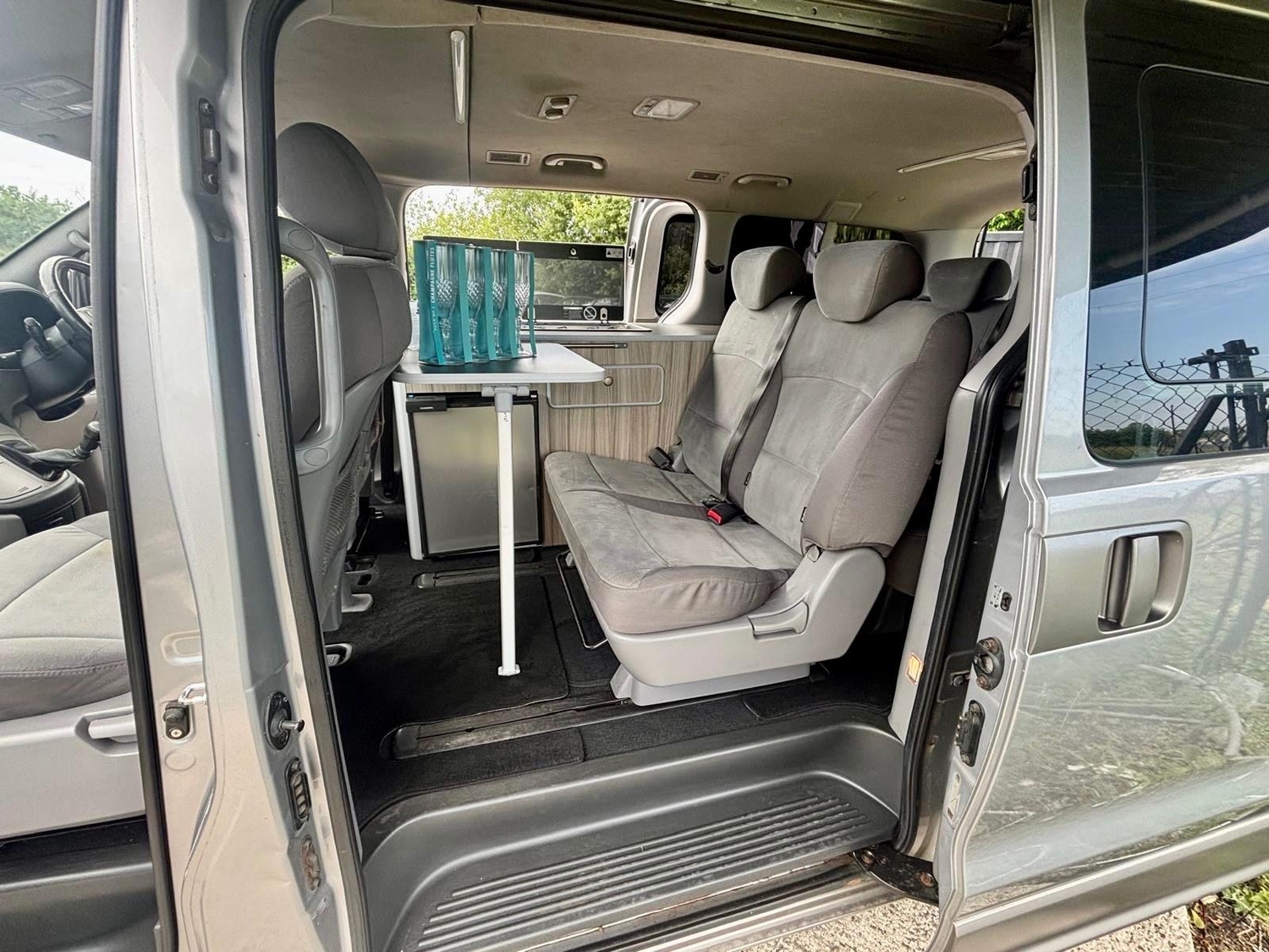[ berth ]Hyundai i800