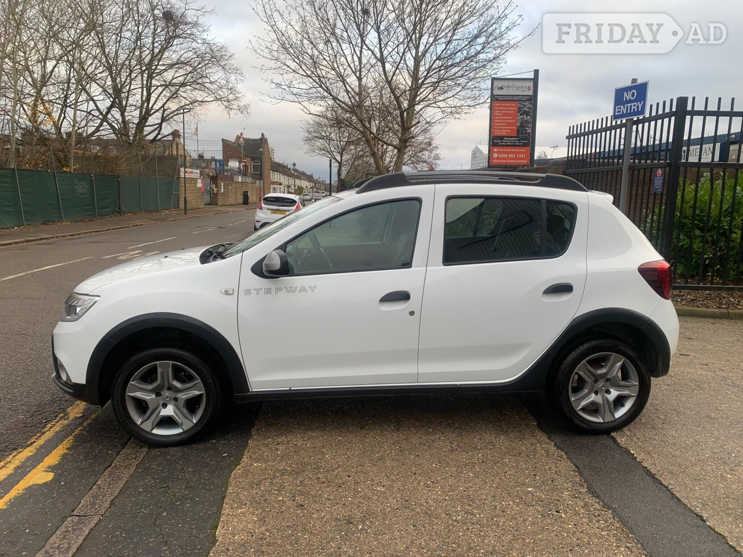 [ berth ]Dacia Sandero Stepway