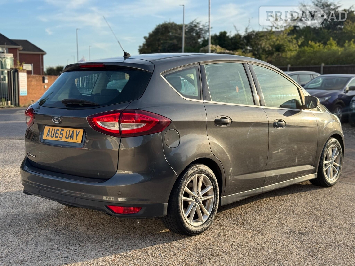 Ford C-MAX 2015 - Cars in Hillingdon
