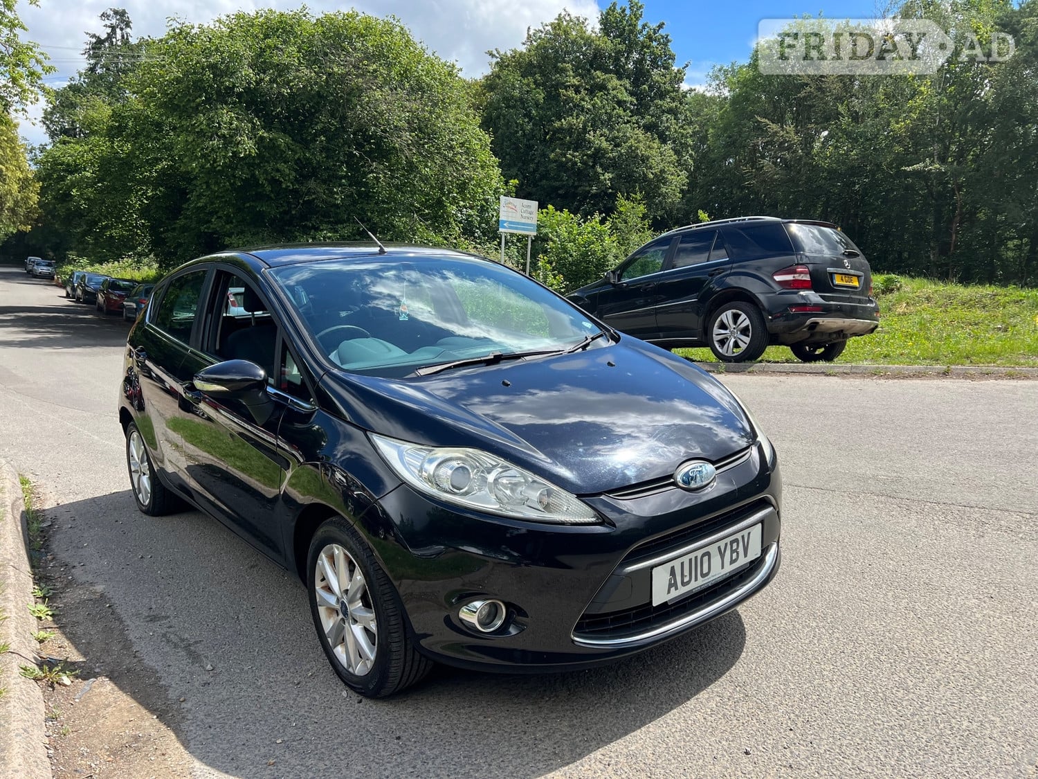 Ford Fiesta 2010 in Horley
