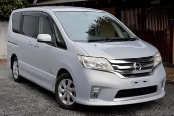 Nissan Serena 2012