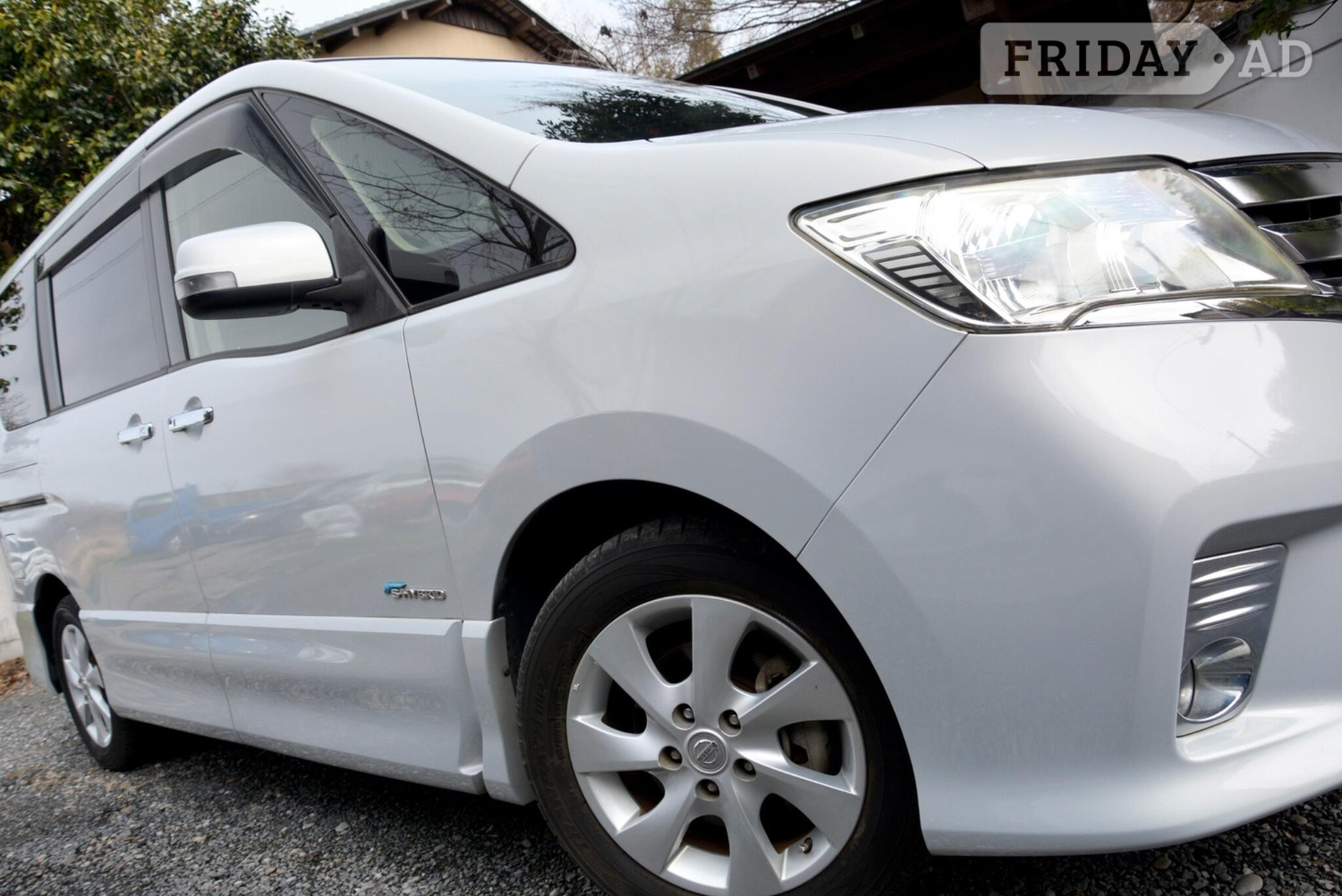 Nissan Serena 2012 - Cars