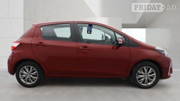 Toyota Yaris 2018 - Cars