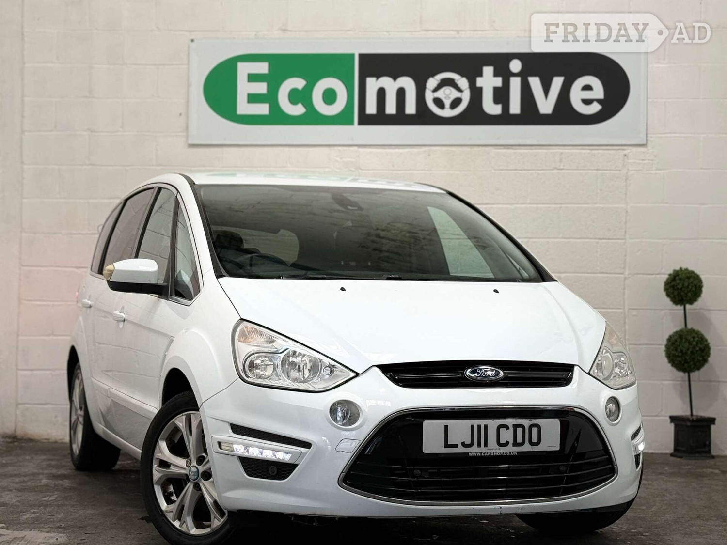Ford S-Max 2011 in Uxbridge