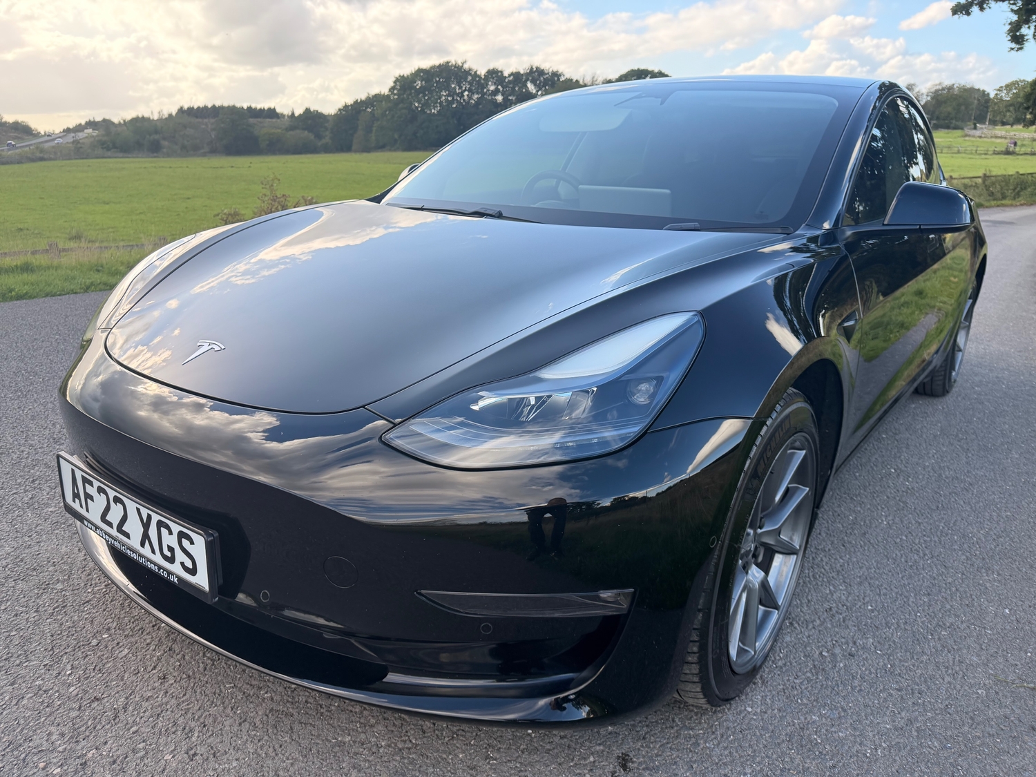 Tesla Model 3 2022 - Cars