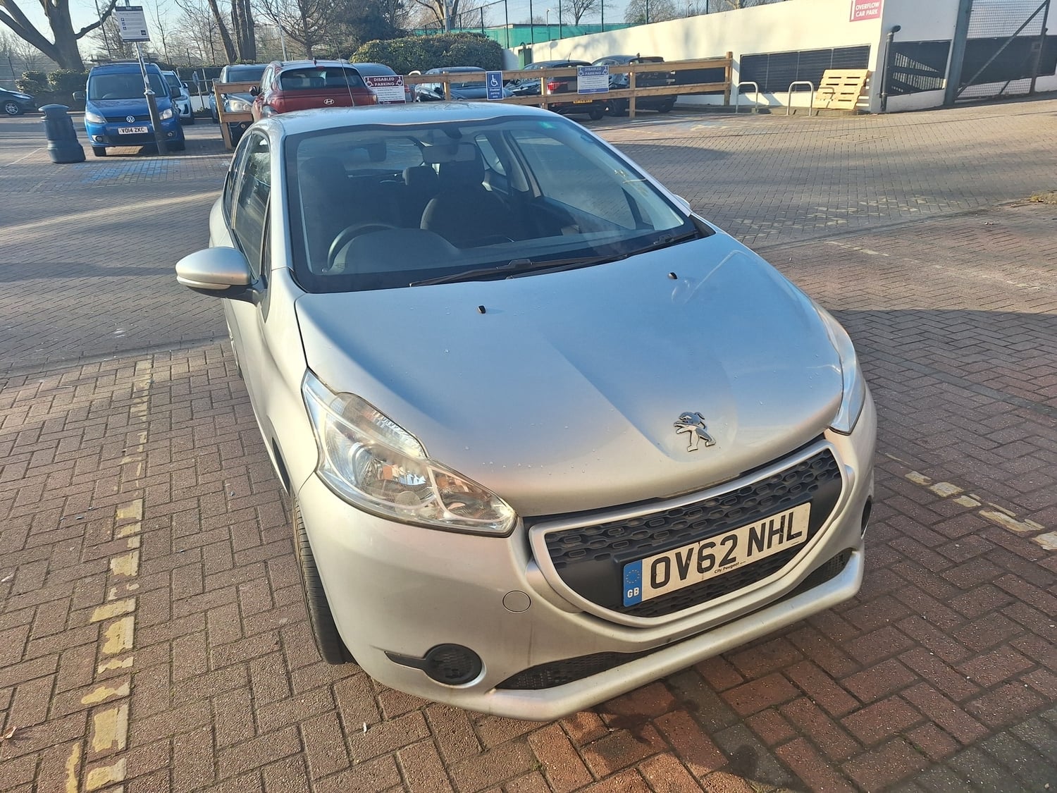 Peugeot 208 Sutton
