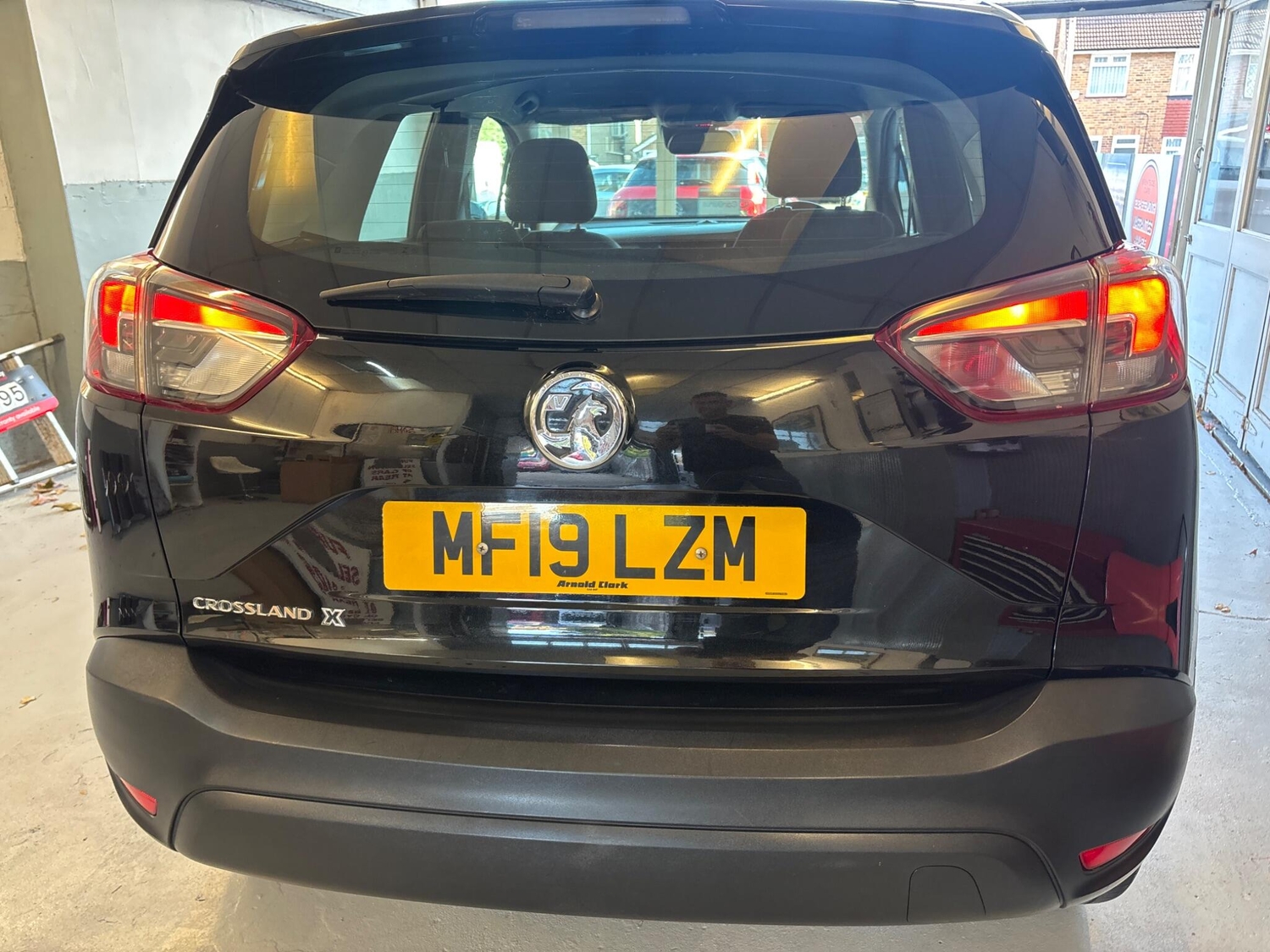 Vauxhall Crossland X 2019 - Cars in Hayes
