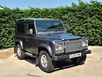 Land Rover Defender 90 2016