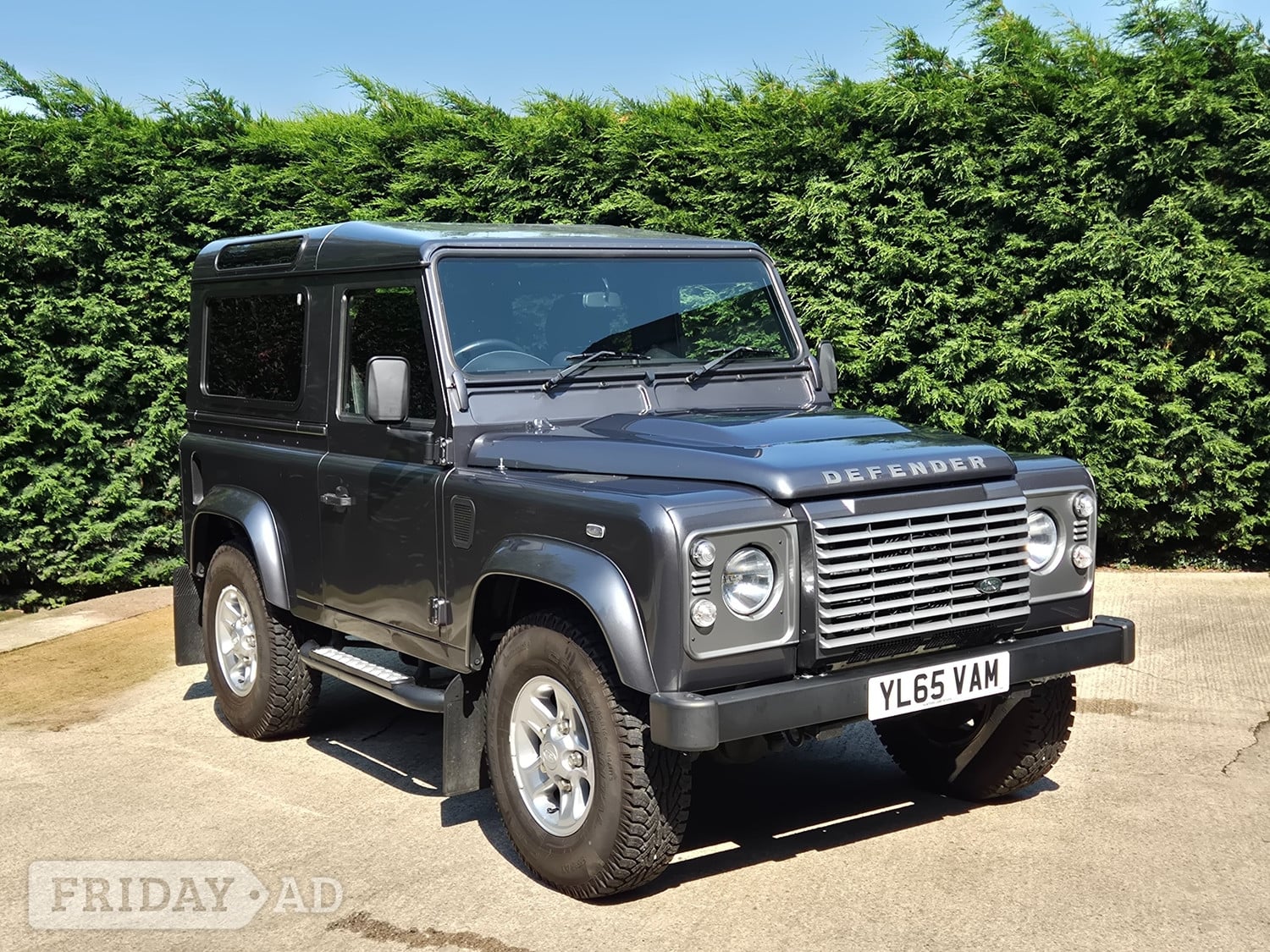 Land Rover Defender 90 2016 in Congleton
