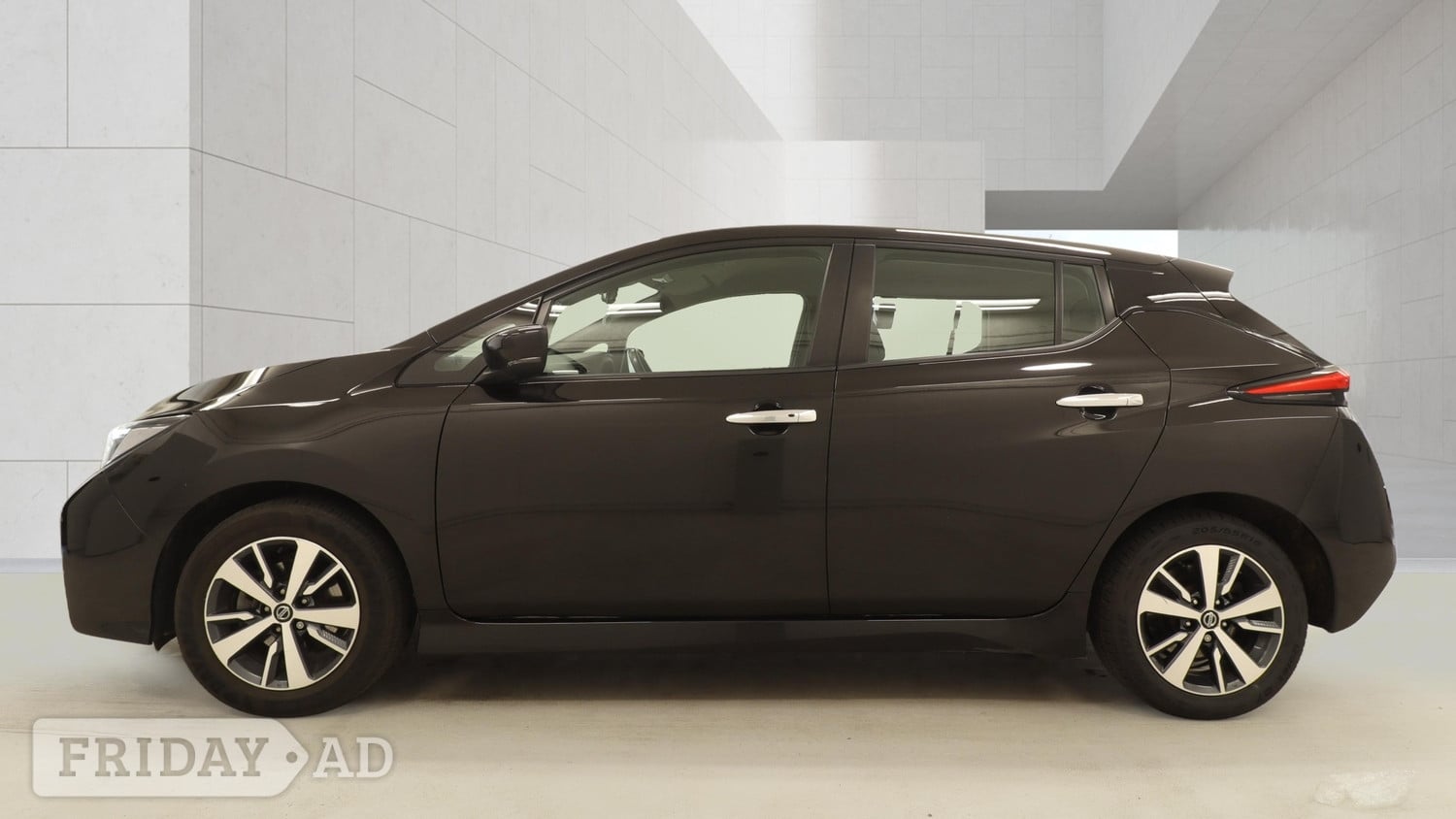 Nissan LEAF 2021 - Cars