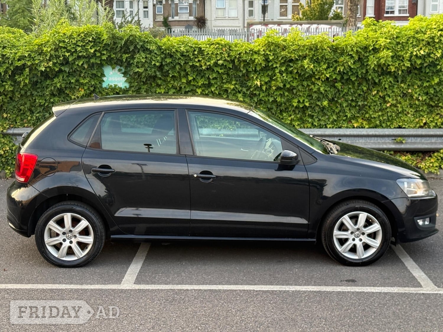 Volkswagen Polo 2012 - Cars in Ealing