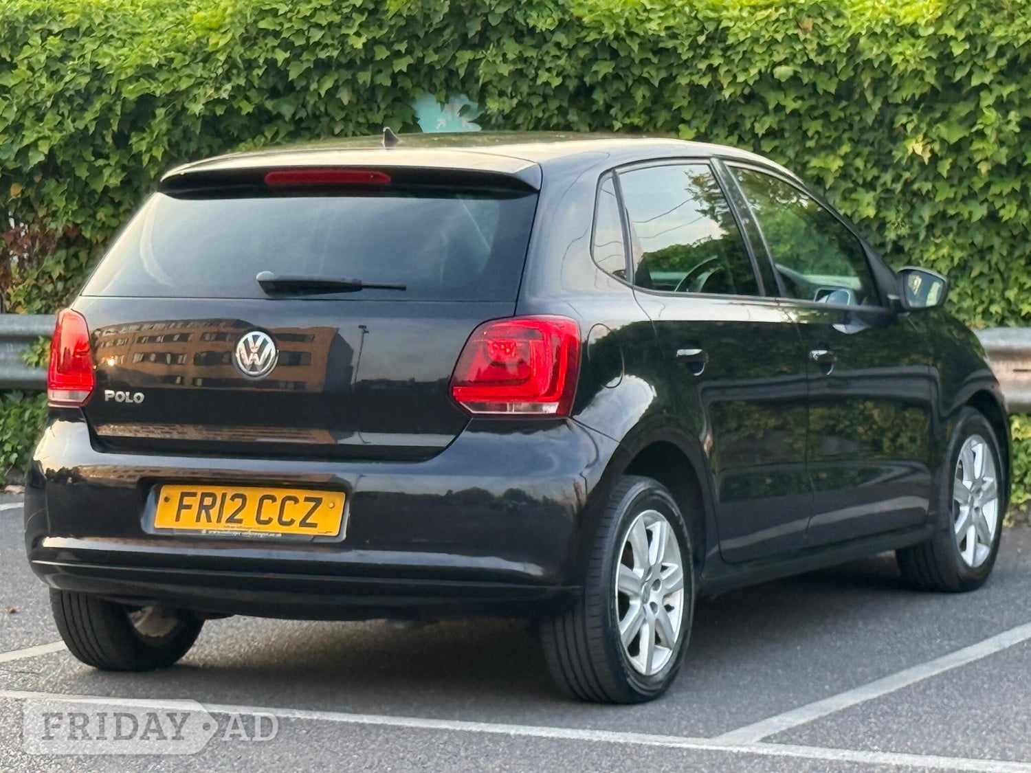 Volkswagen Polo 2012 - Cars
