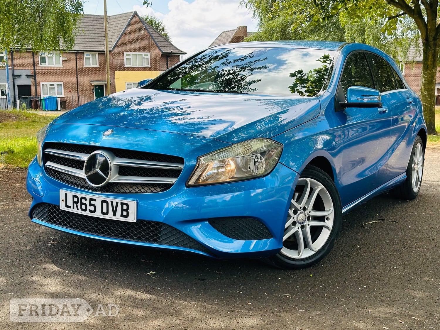[ berth ]Mercedes-Benz A Class