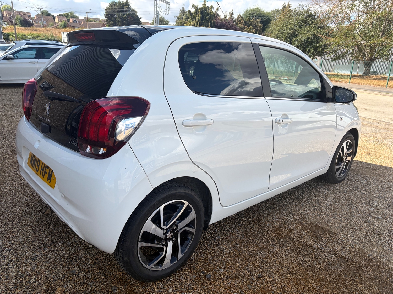 [ berth ]Peugeot 108