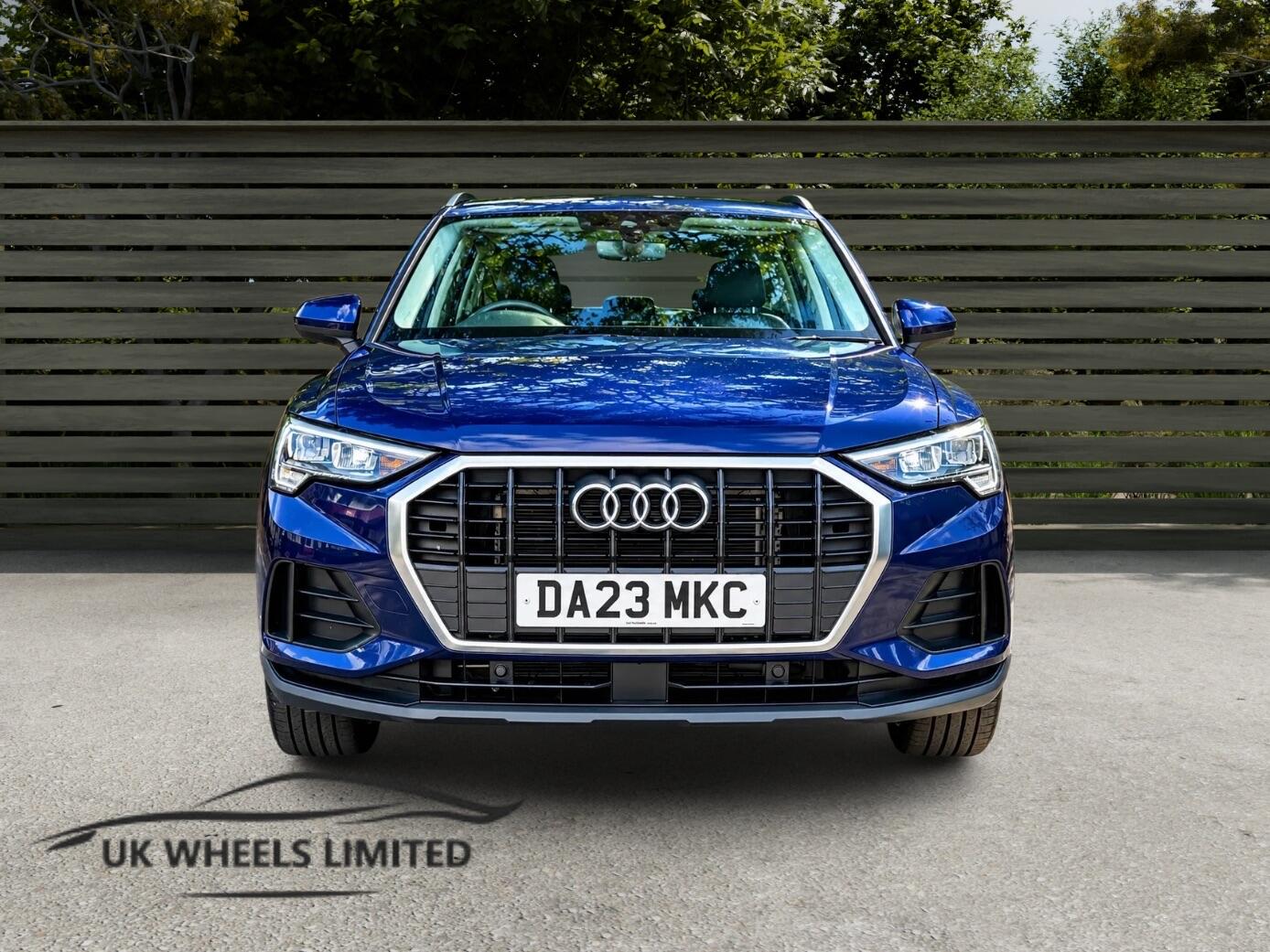 [ berth ]Audi Q3
