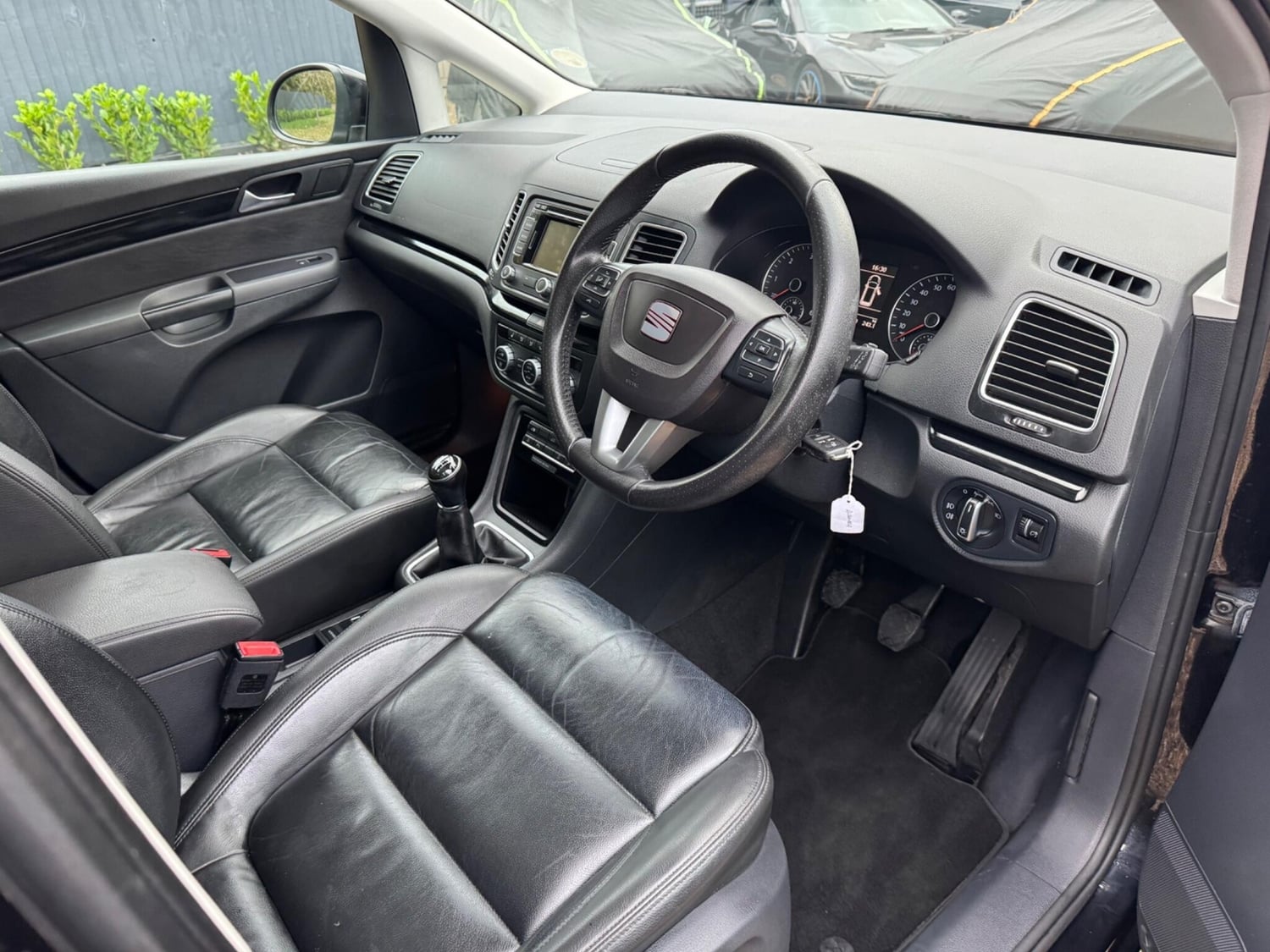 SEAT Alhambra Staines