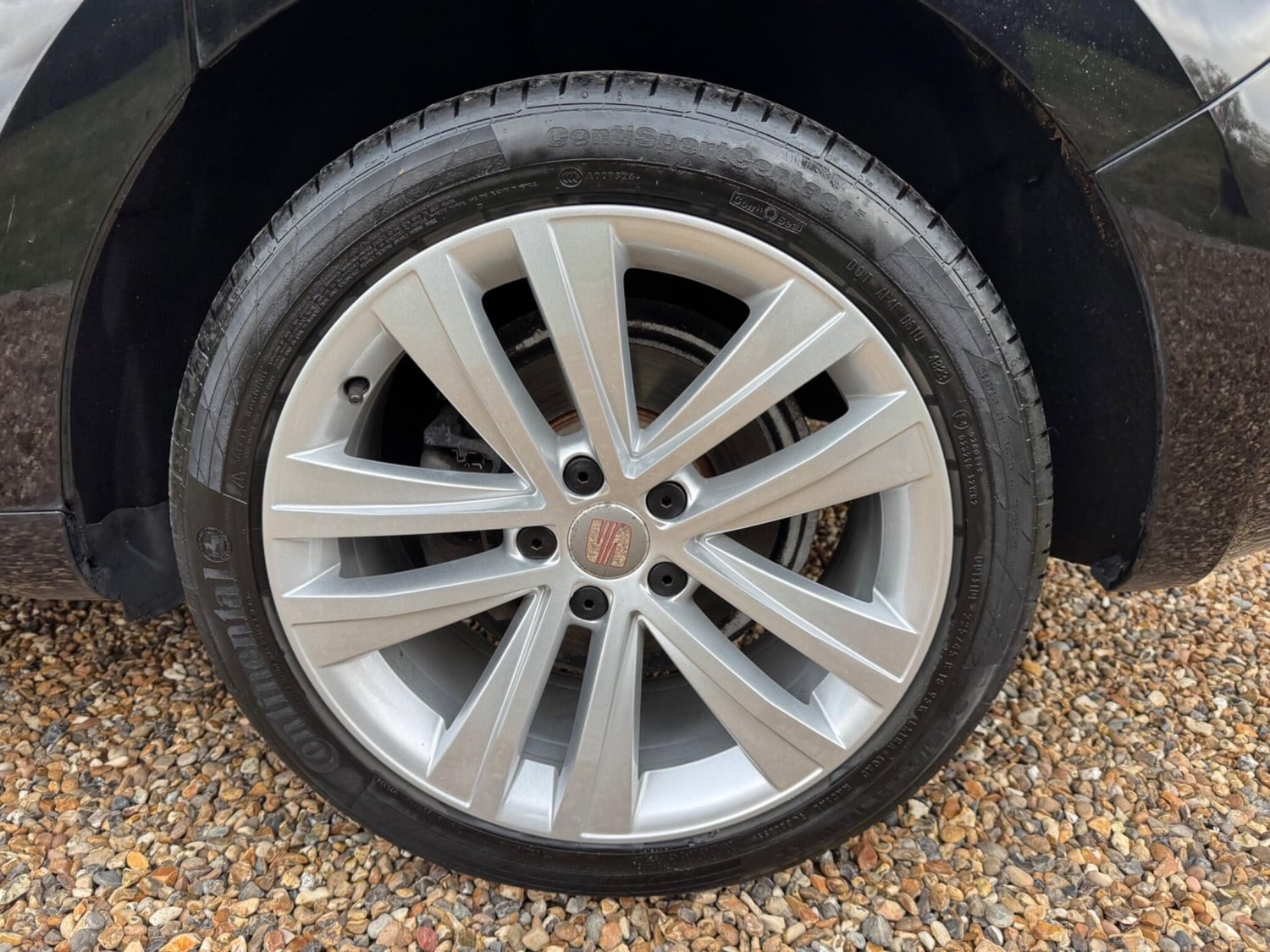 SEAT Alhambra 2015 - Cars in Staines