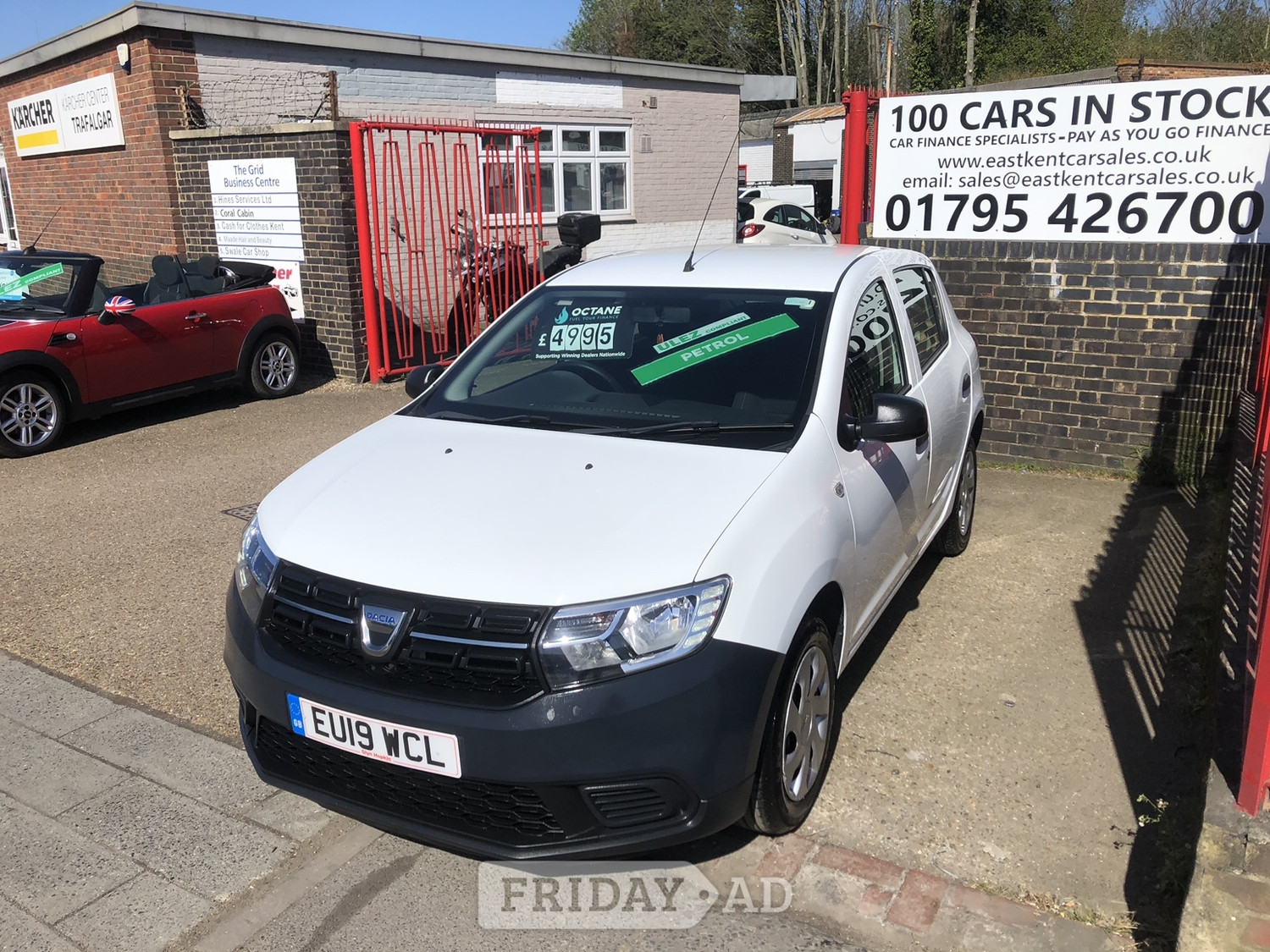 [ berth ]Dacia Sandero