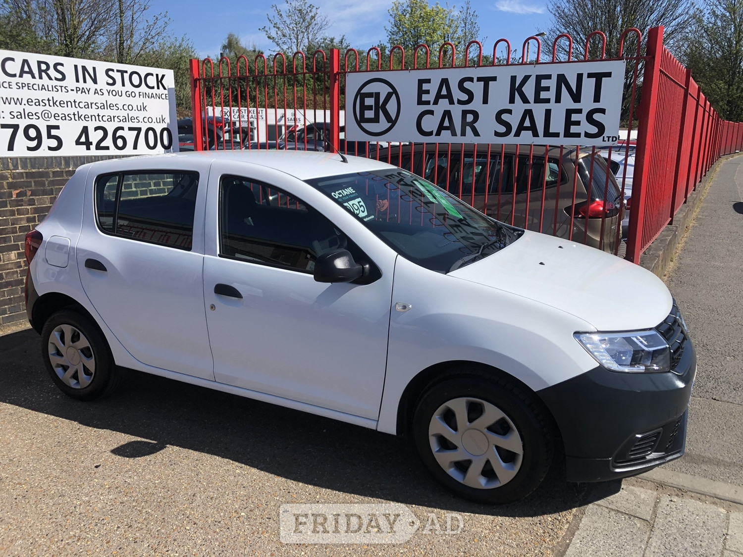 Dacia Sandero 2019 - Cars in Sittingbourne