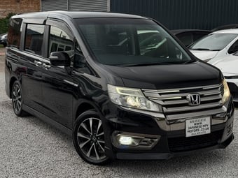 Honda Stepwagon 2014