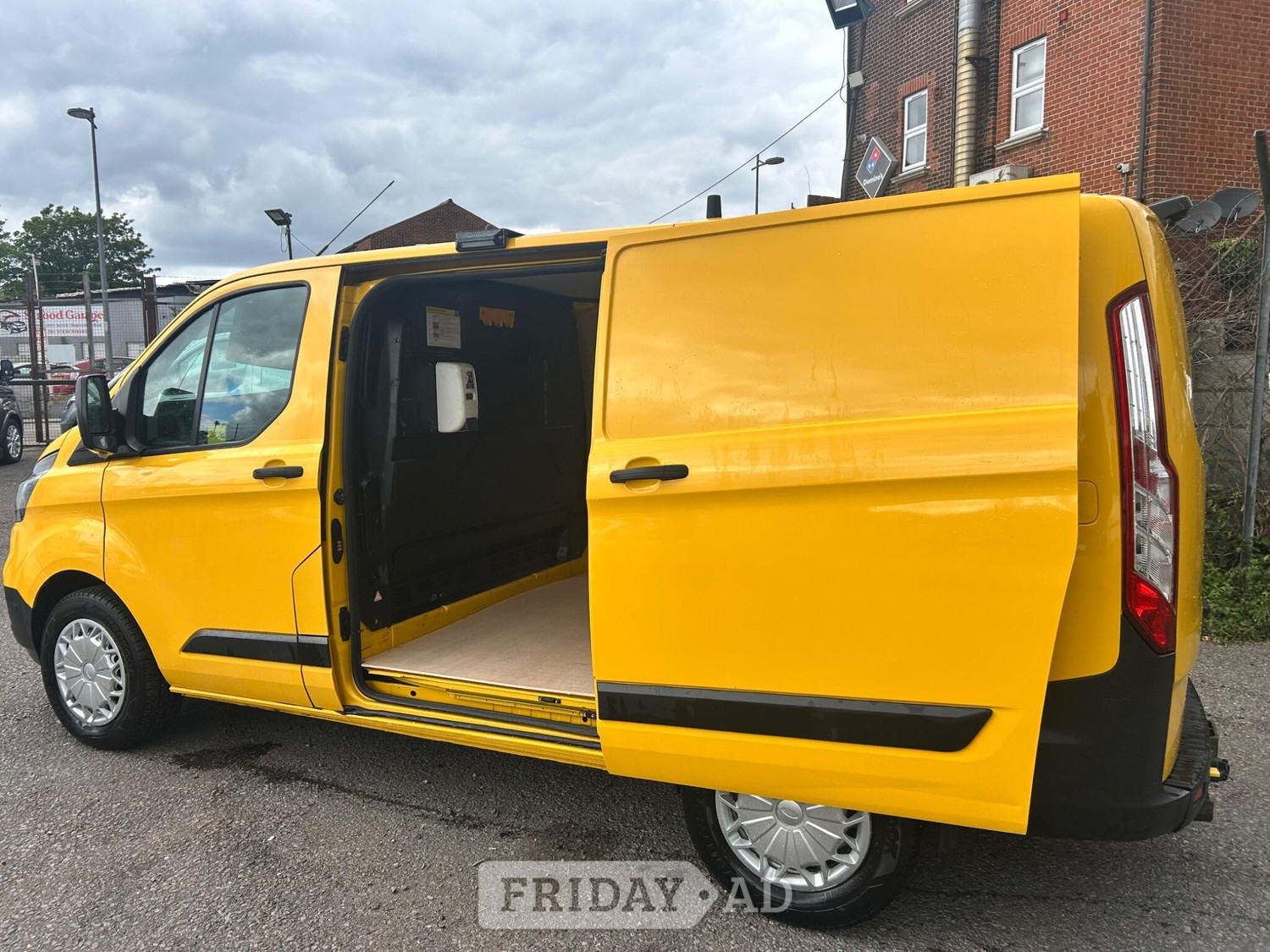Ford Transit Custom 2022 - Vans & Commercial Vehicles