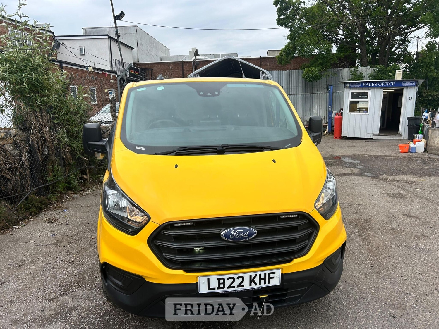 [ berth ]Ford Transit Custom