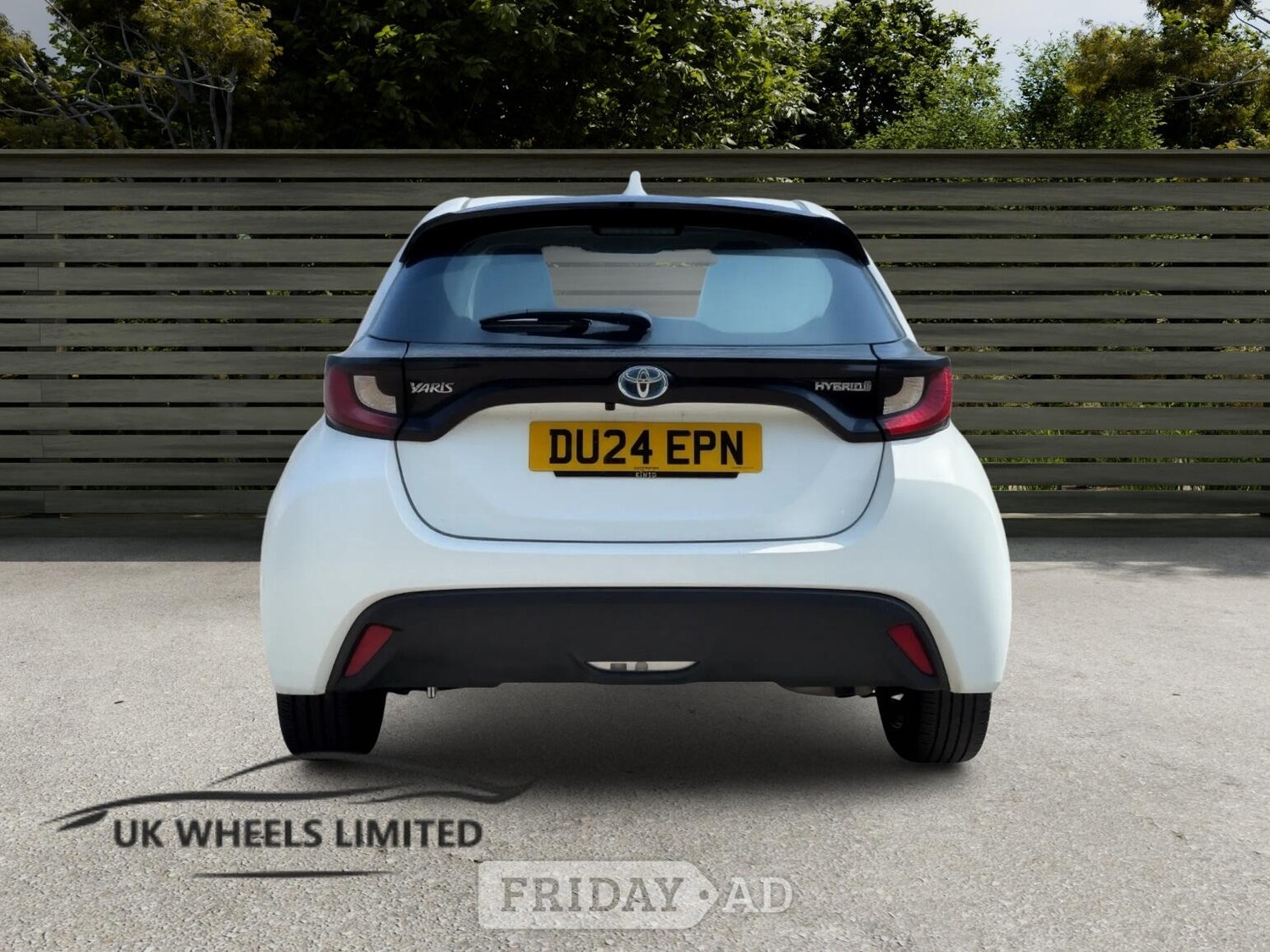 Toyota Yaris 2024 - Cars in Barnet