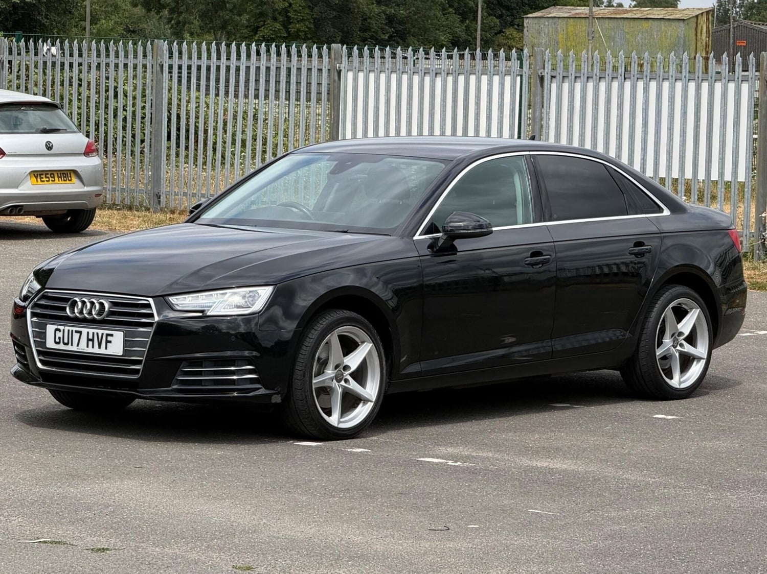 Audi A4 2017 - Cars