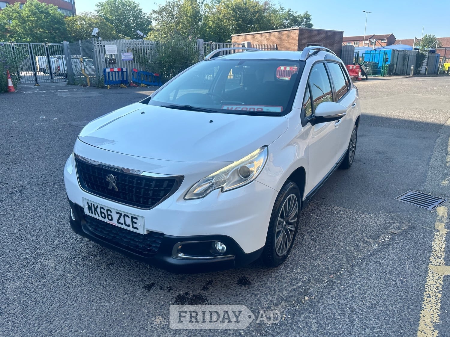 [ berth ]Peugeot 2008
