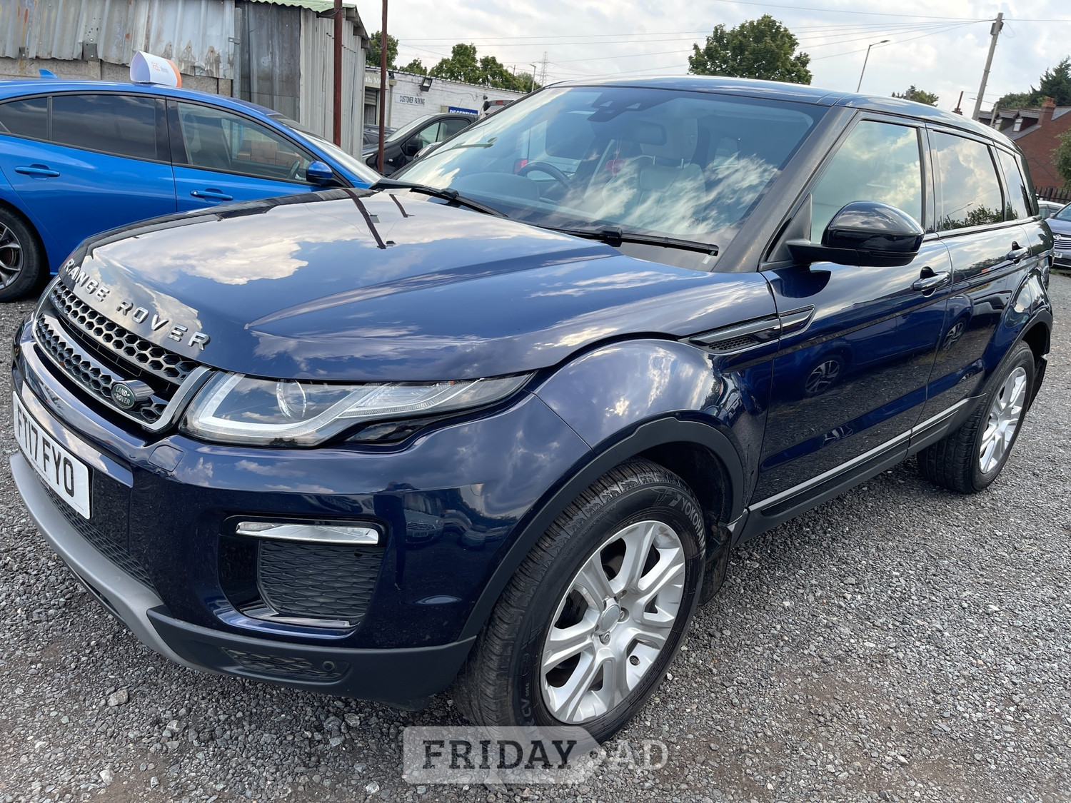 [ berth ]Land Rover Range Rover Evoque