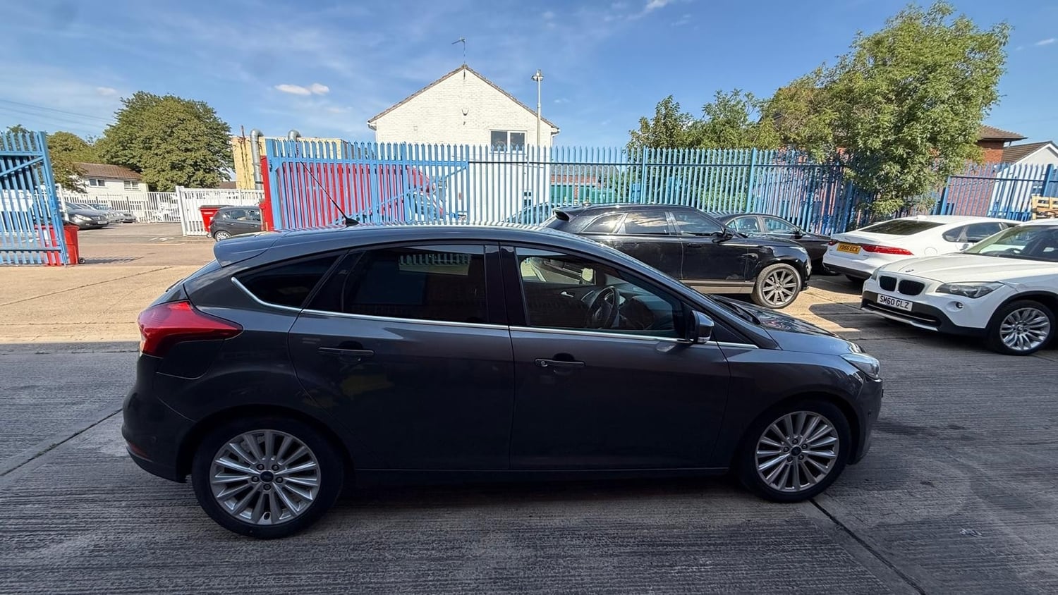 [ berth ]Ford Focus