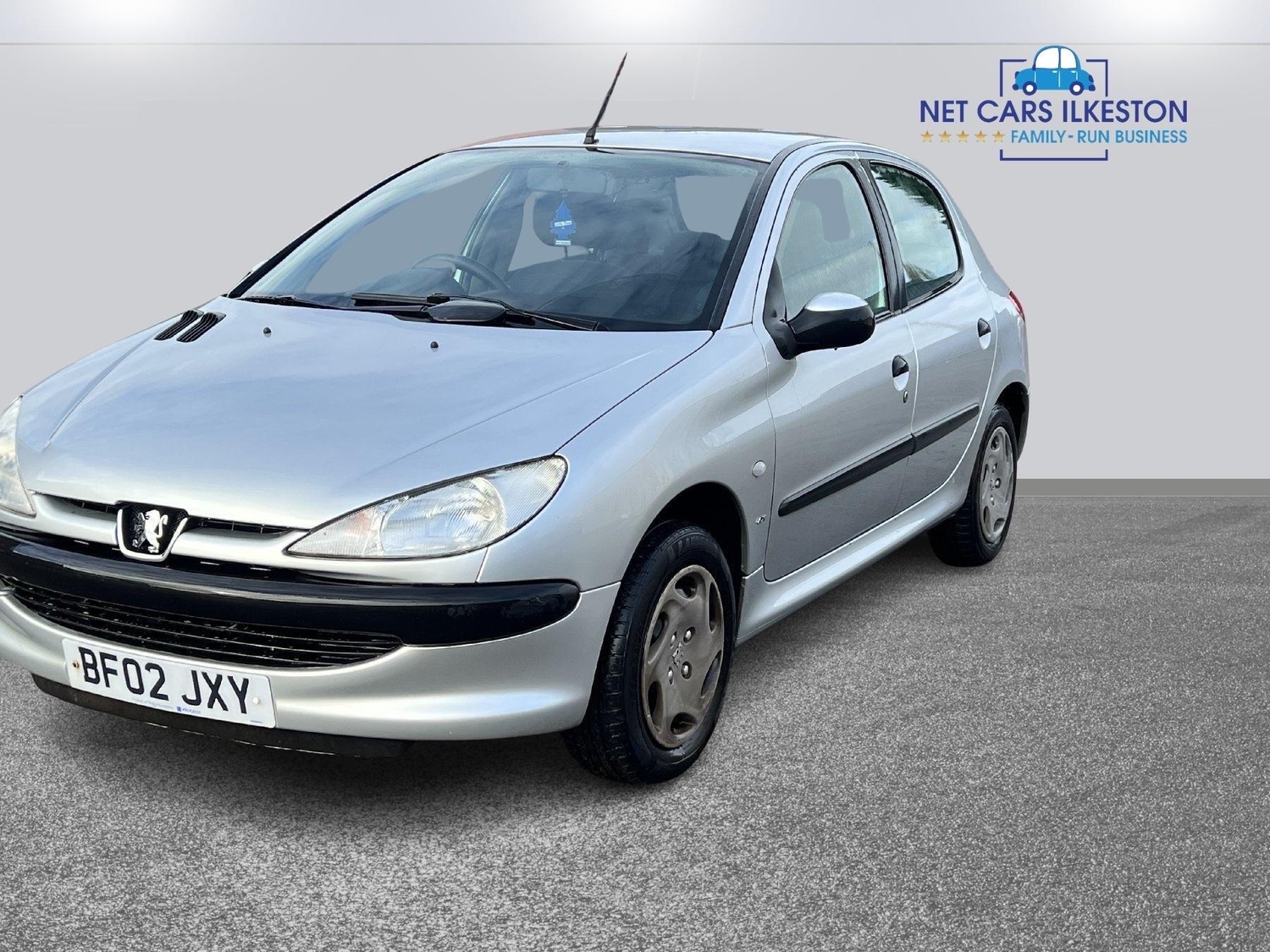 Peugeot 206 2002 - Cars in Ilkeston