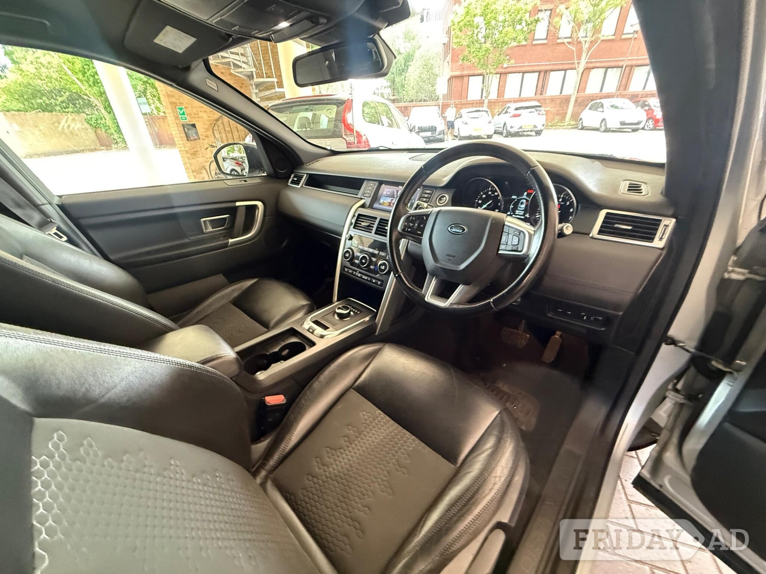 Land Rover Discovery Sport 2018 - Cars