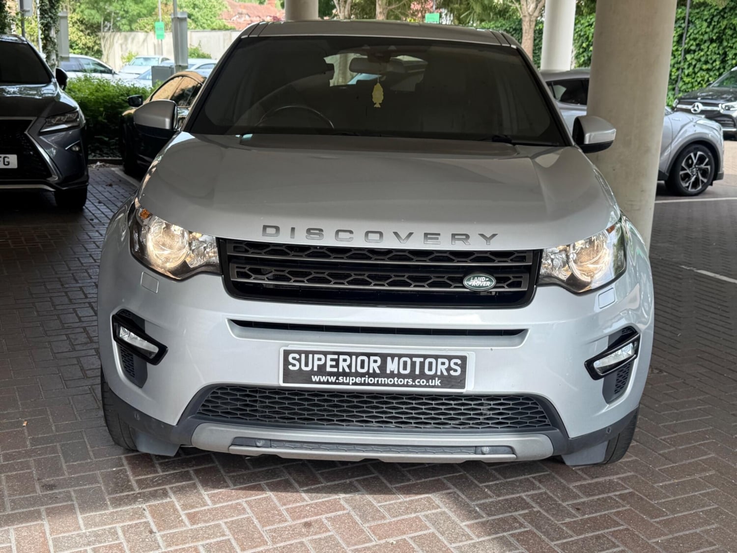 Land Rover Discovery Sport Staines