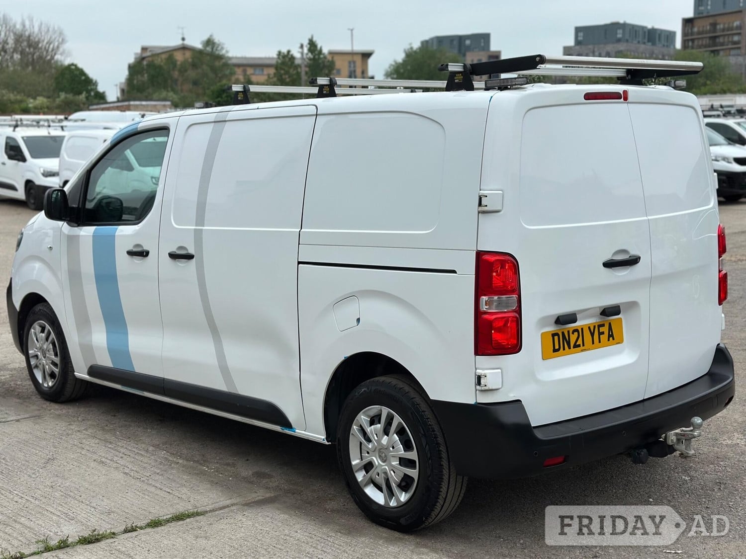 Vauxhall Vivaro 2021 - Vans & Commercial Vehicles