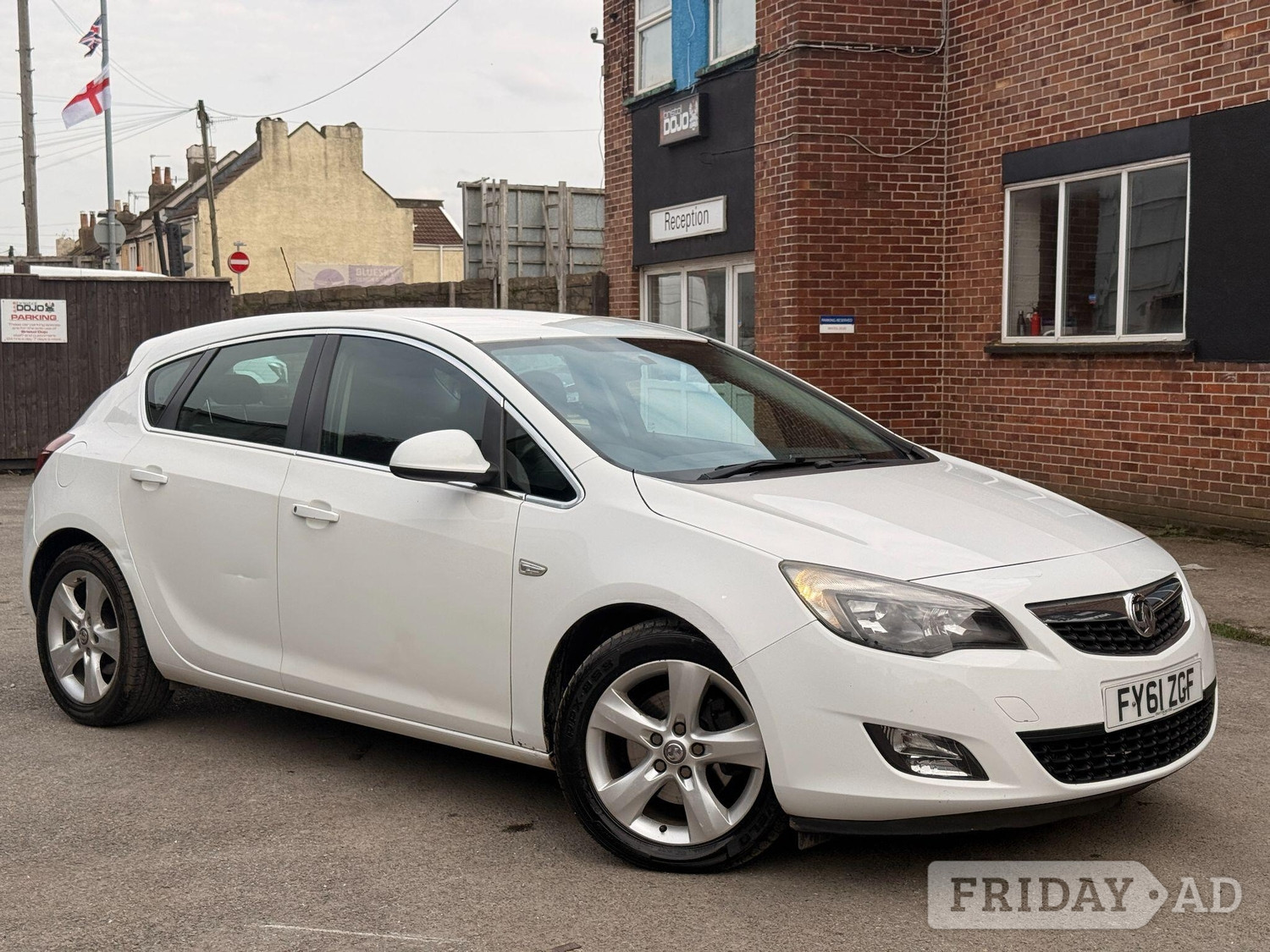 Vauxhall Astra 2011 in Bristol