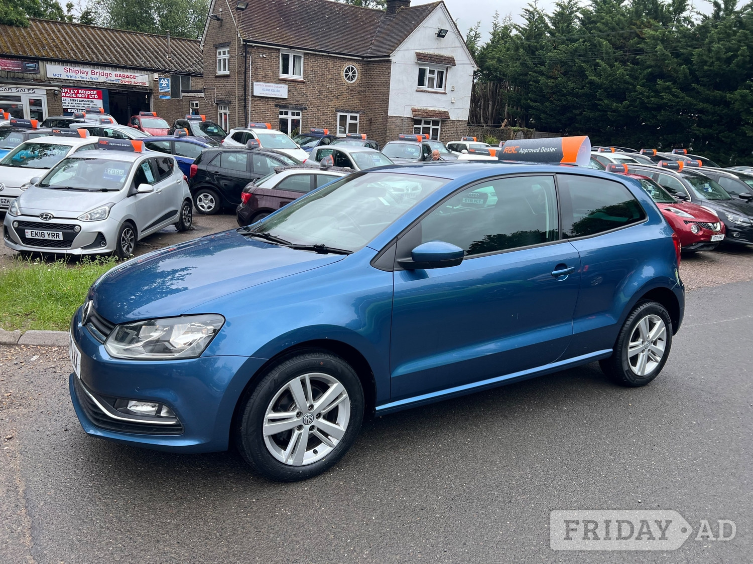 Volkswagen Polo 2017 in Horley