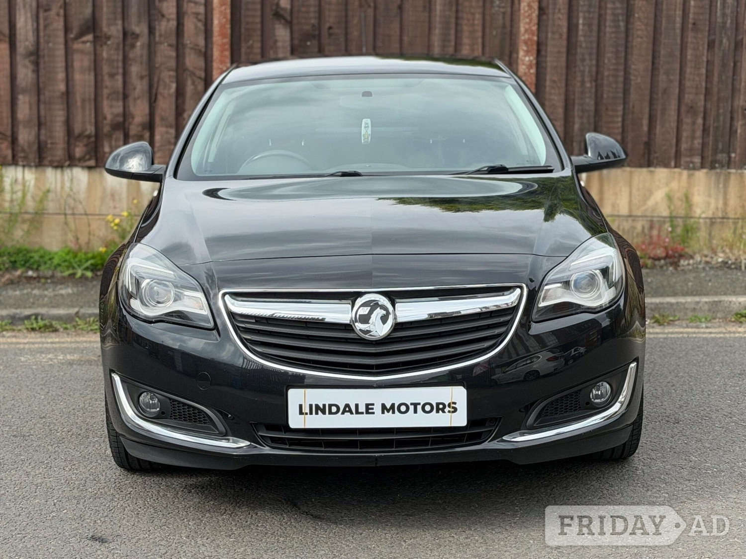 [ berth ]Vauxhall Insignia